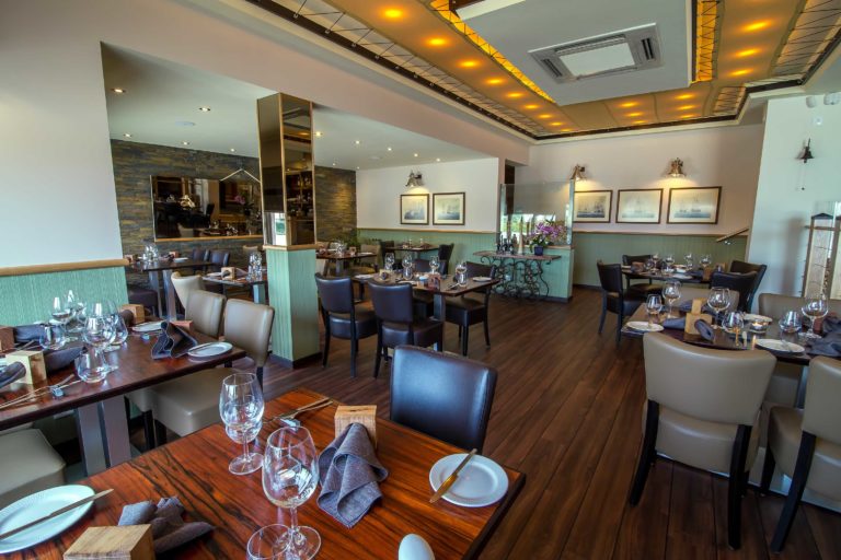 Restaurant | Captain´s Room – Albufeira Top Holidays